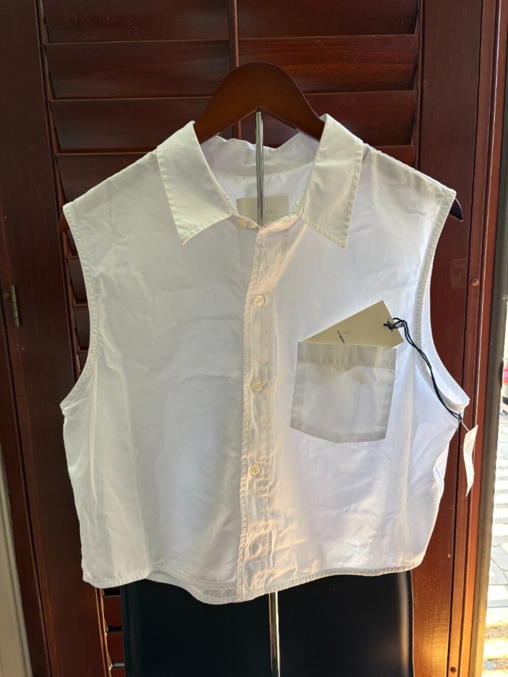 Citizens of Humanity White Sleeveless Button Up Shirt NWT Minimalist Crop Top